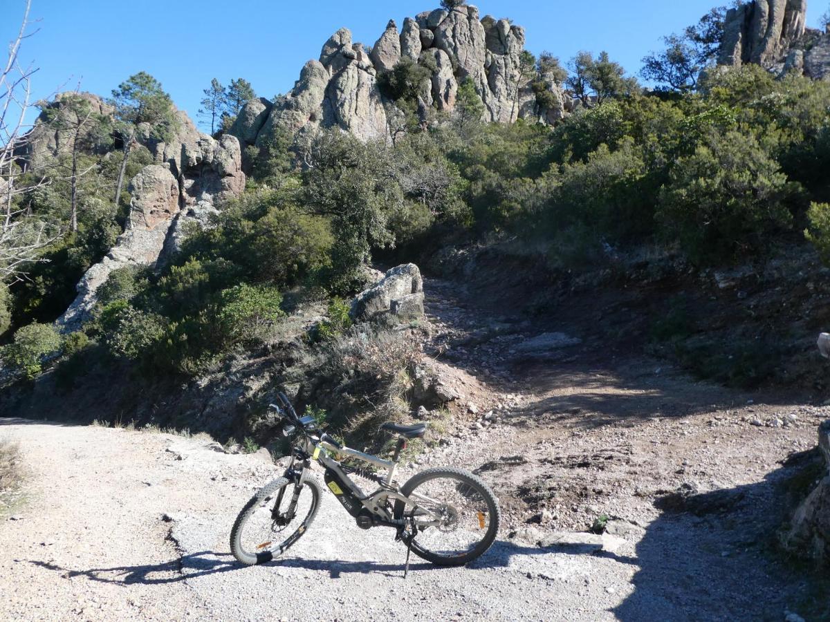 Saint-Raphaël Rifugio Storico Sul Mareヴィラ エクステリア 写真