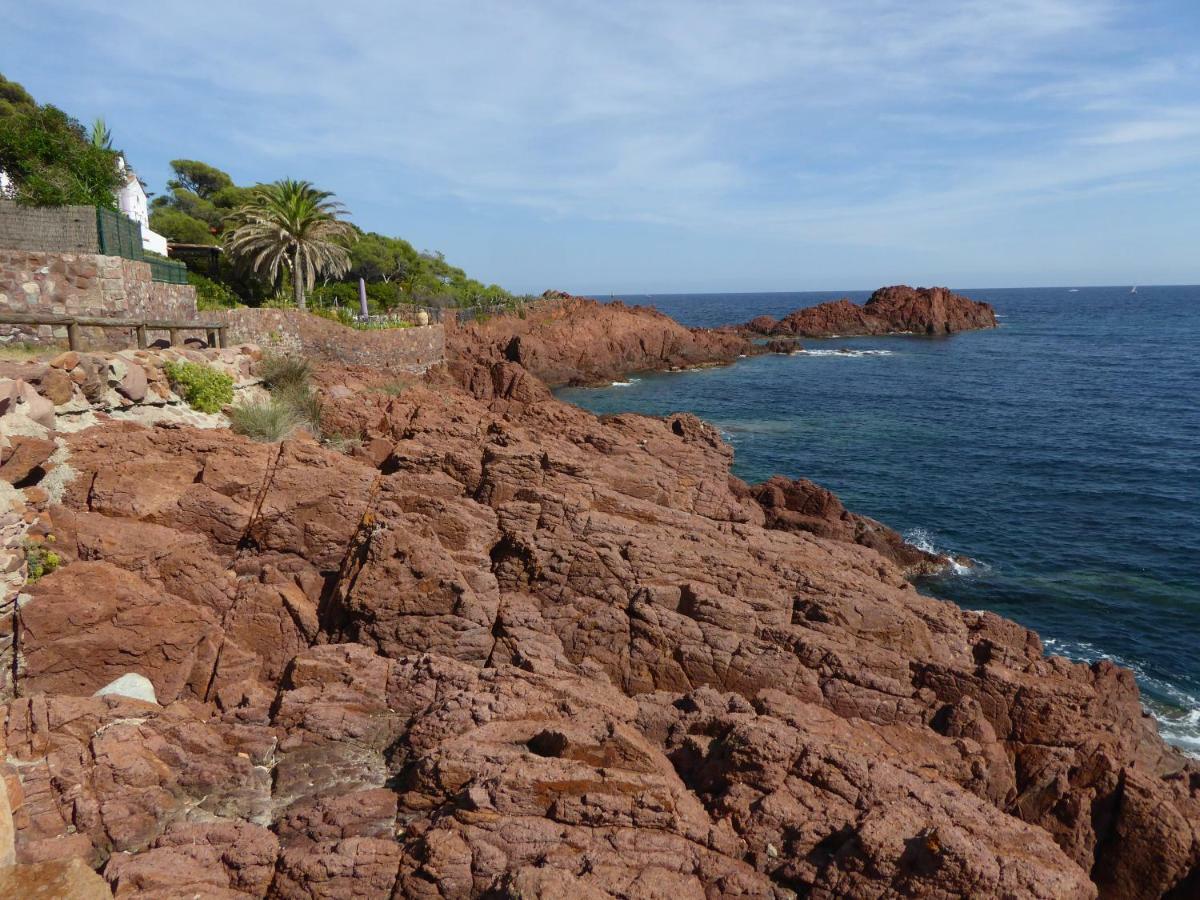 Saint-Raphaël Rifugio Storico Sul Mareヴィラ エクステリア 写真